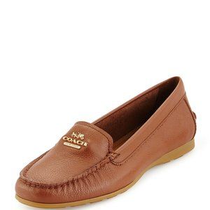 COACH: Opal Loafers Size 6.